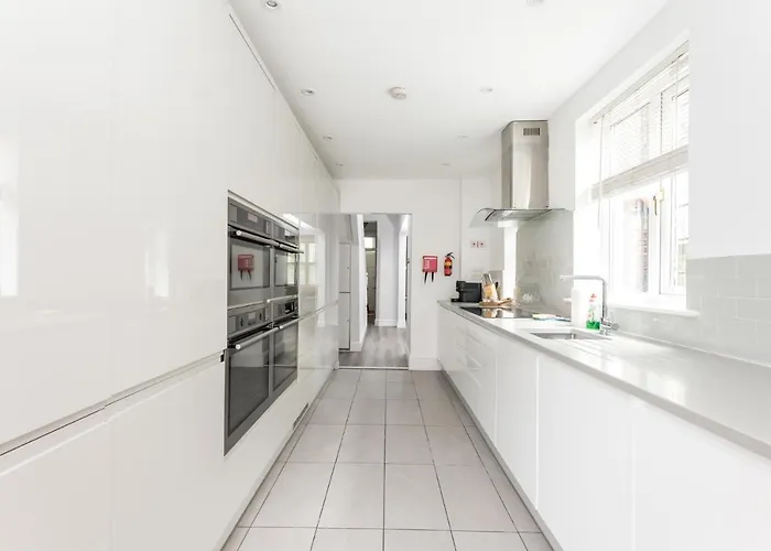 7 Longfield Terrace Gorgeous 5 Bed House In With Parking - Pass The Keys יורק