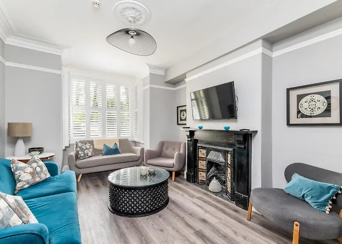 7 Longfield Terrace Gorgeous 5 Bed House In With Parking - Pass The Keys * יורק