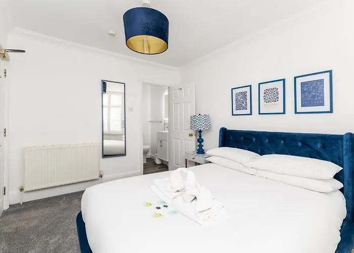 7 Longfield Terrace Gorgeous 5 Bed House In With Parking - Pass The Keys * יורק