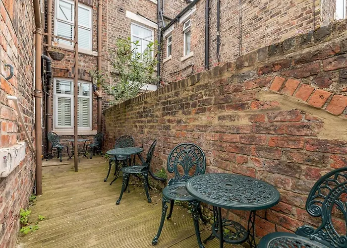 7 Longfield Terrace Gorgeous 5 Bed House In With Parking - Pass The Keys * יורק