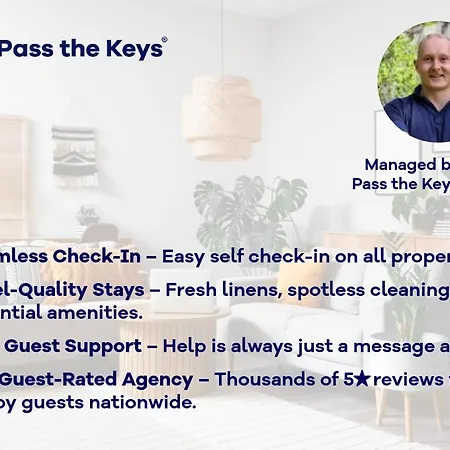 7 Longfield Terrace Gorgeous 5 Bed House In With Parking - Pass The Keys *